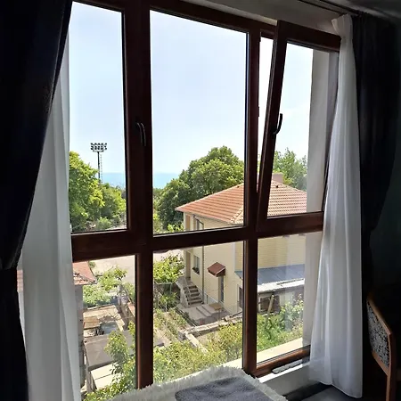 Magi Sunrise בלצ'יק